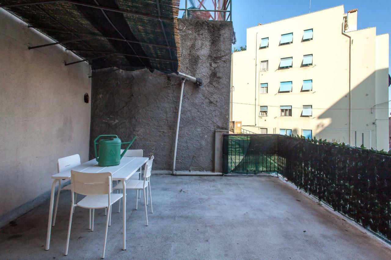 Casa Liberta - Downtown Modern Apartment With Airconditioning Санремо Экстерьер фото