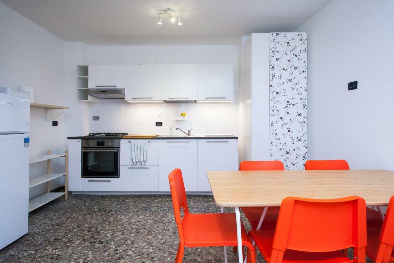 Casa Liberta - Downtown Modern Apartment With Airconditioning Санремо Экстерьер фото